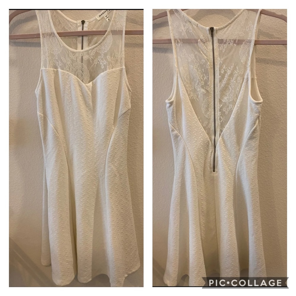 White lace dress Monteau